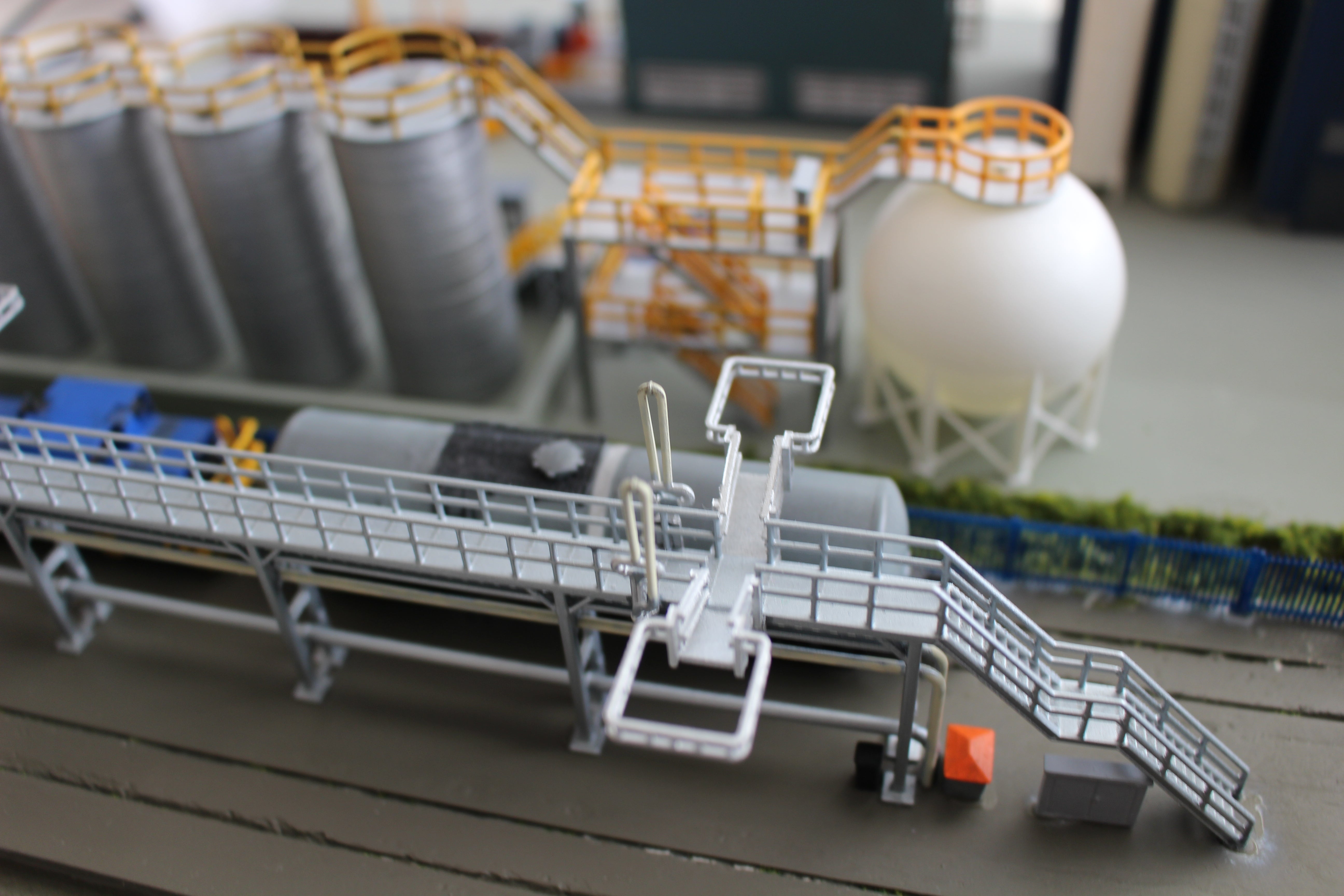 N Scale Loading/Unloading – Ngineer