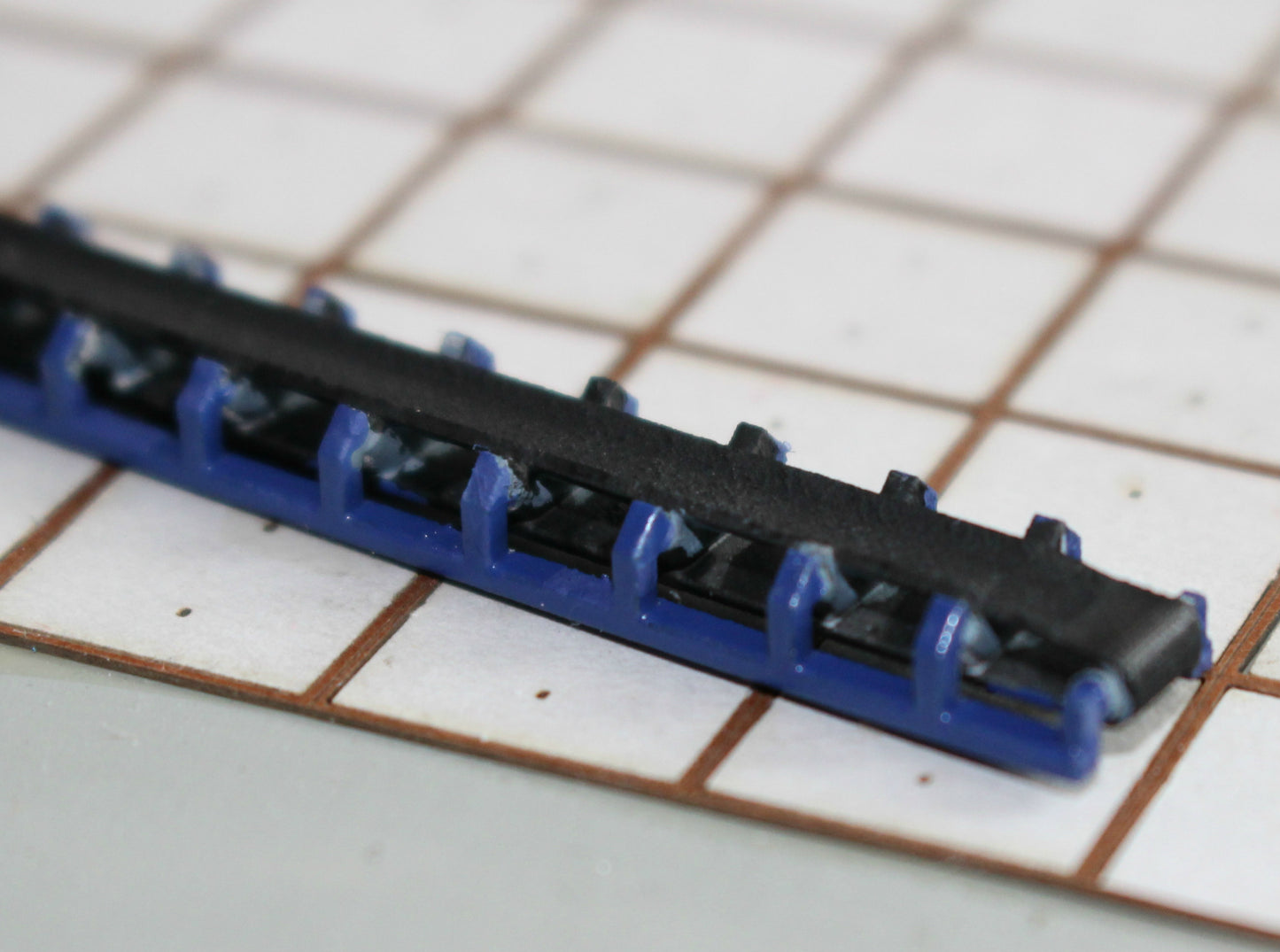 N Scale Aggregate Hopper 4+conveyor