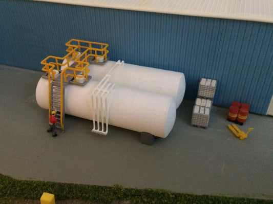 N Scale Tank Farm walkway, ladder and pipes