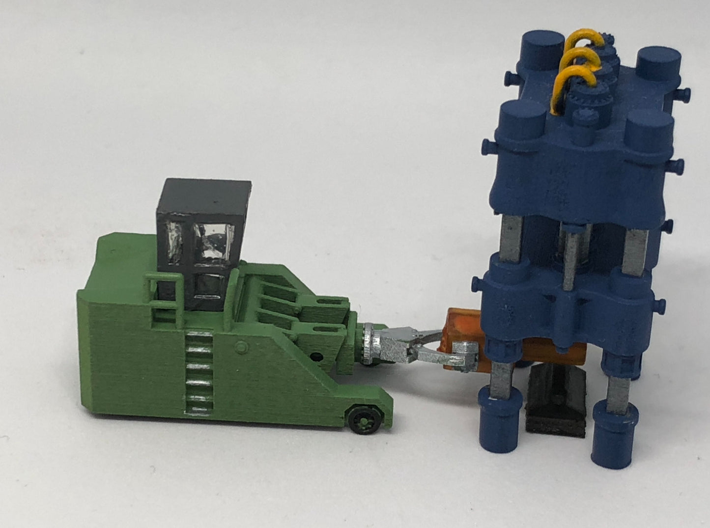 N Scale Forge Manipulator