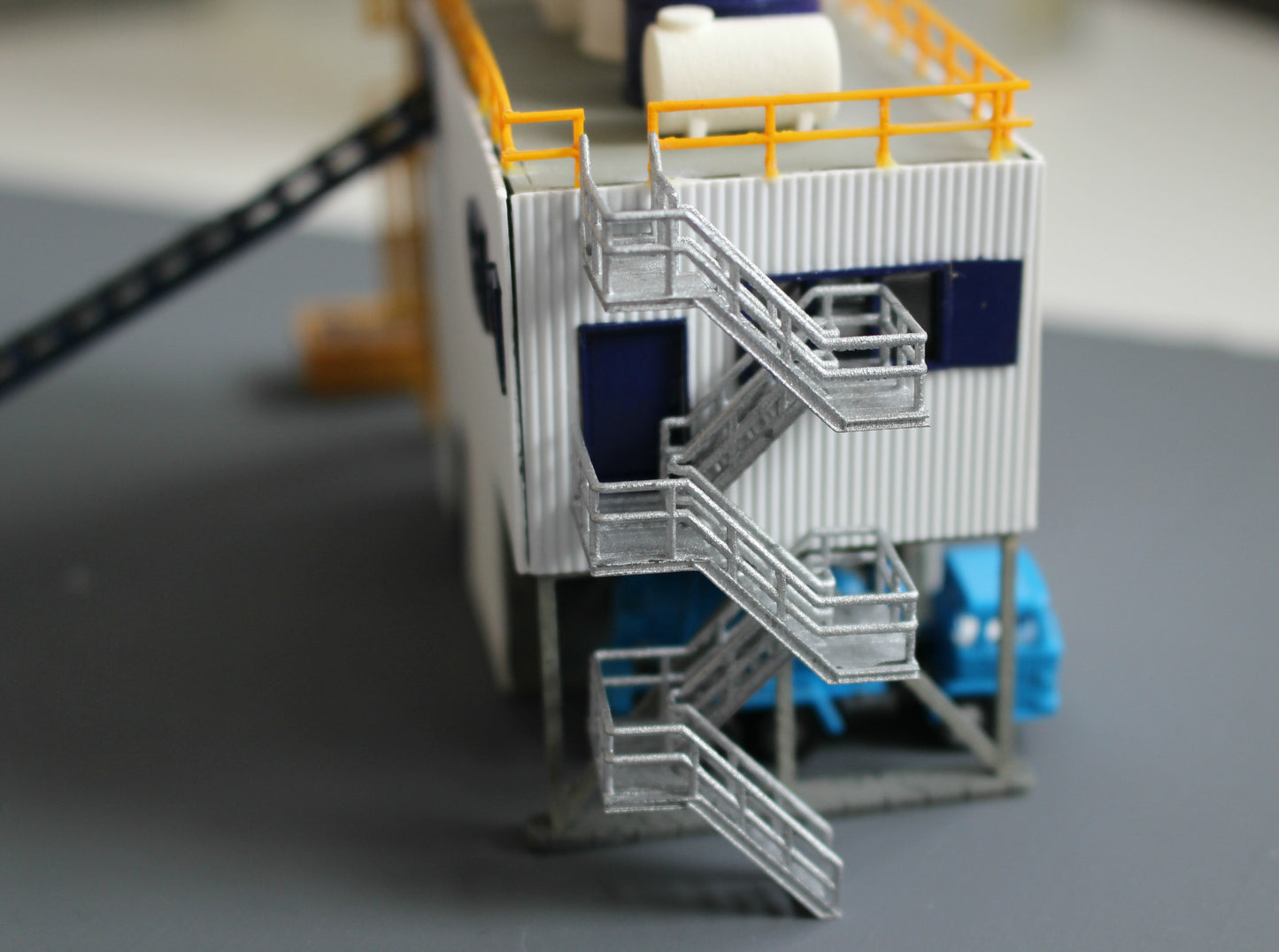 N Scale Concrete Plant Stairs 60.2mm