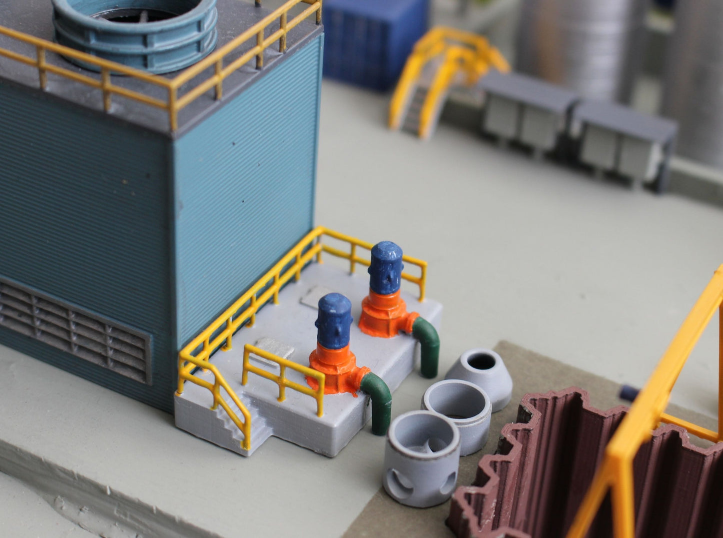 N Scale Cooling Pump Station w railings