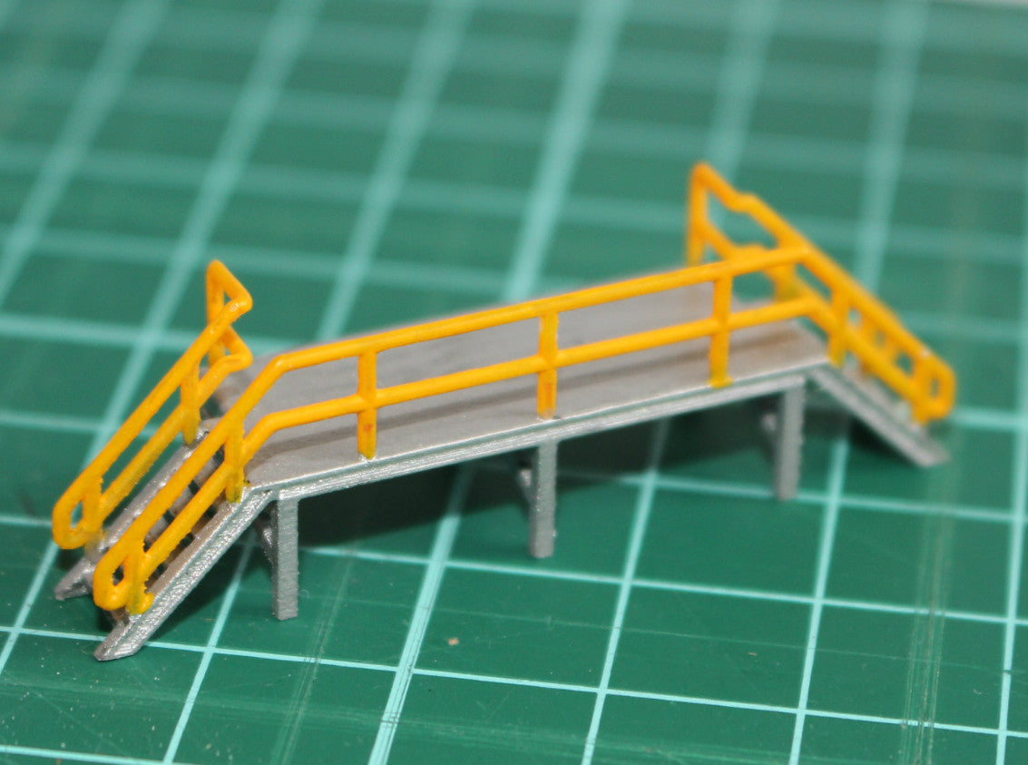 N Scale Train Crew Platform