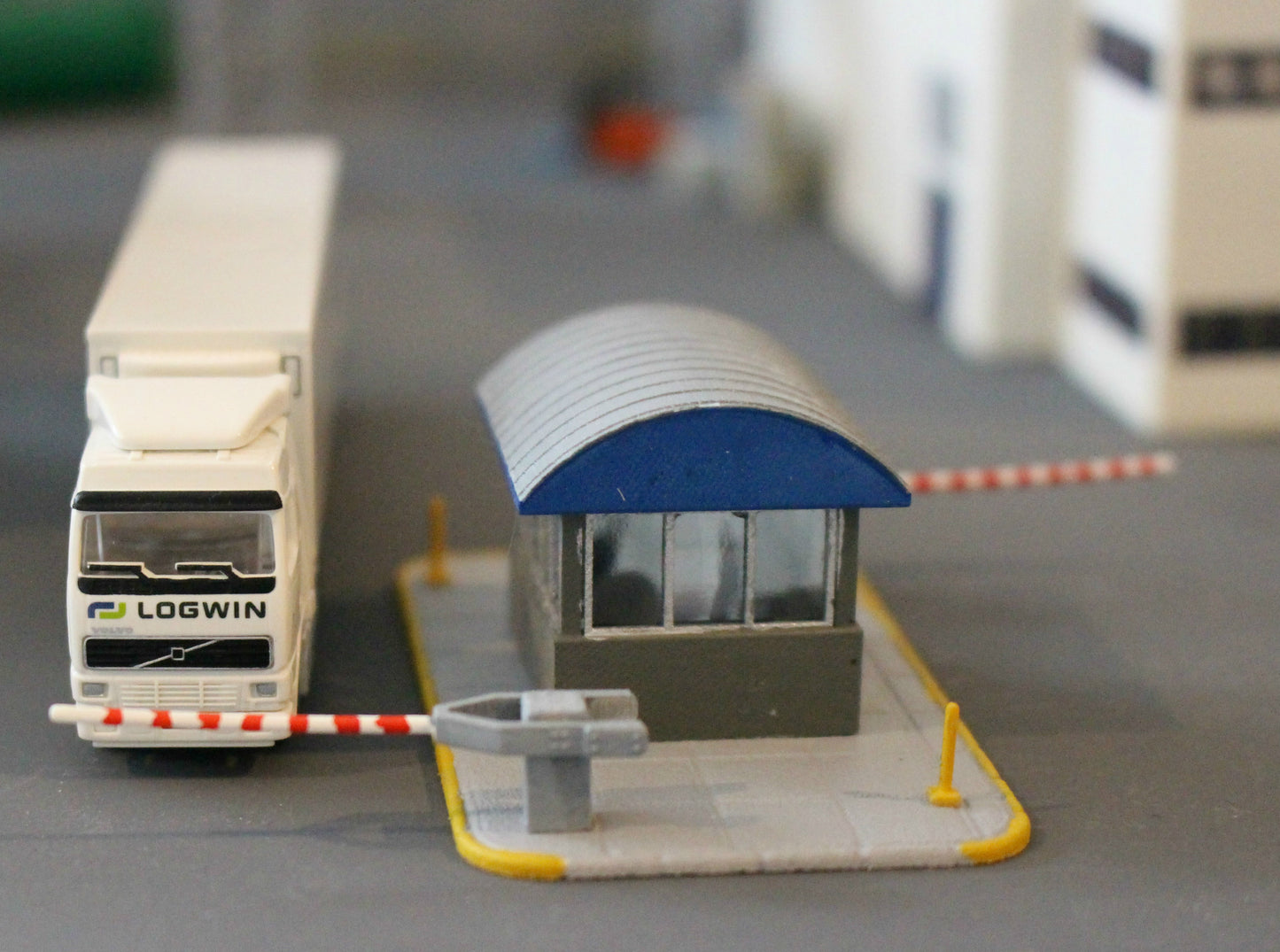 N Scale Guard House 2