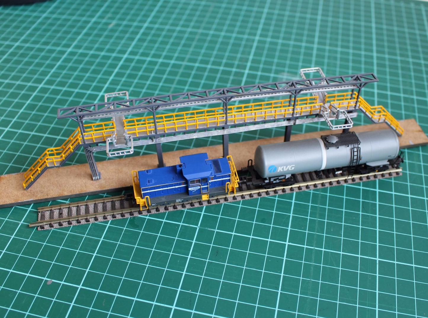 N Scale Tank Car loading Platform 2x2